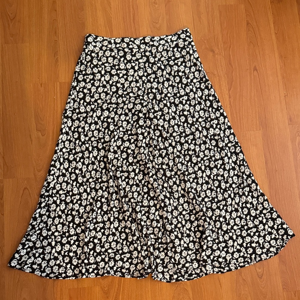 Zara Black Floral A-Line Midi Skirt
